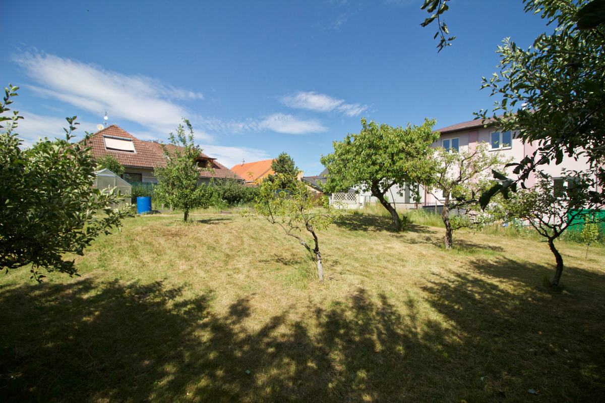 Fotografie 2 - Prodej pozemku · Bydlení · 1 276 m²