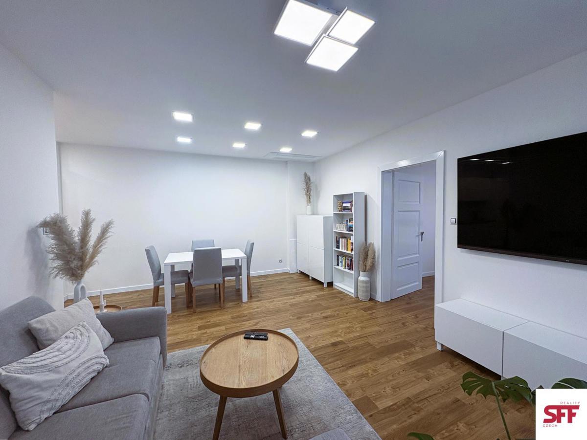 Pronájem bytu · 2+kk · 65 m²