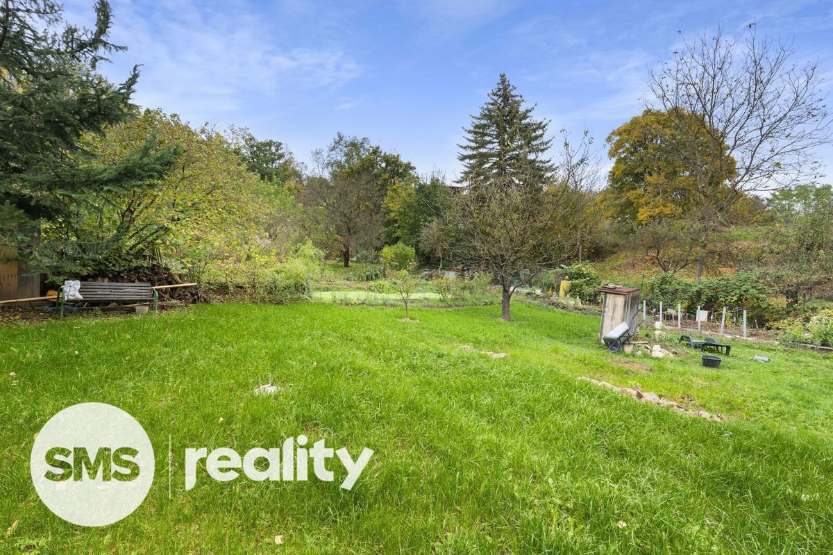 Продаж ділянки · Під забудову · 1 662 m²