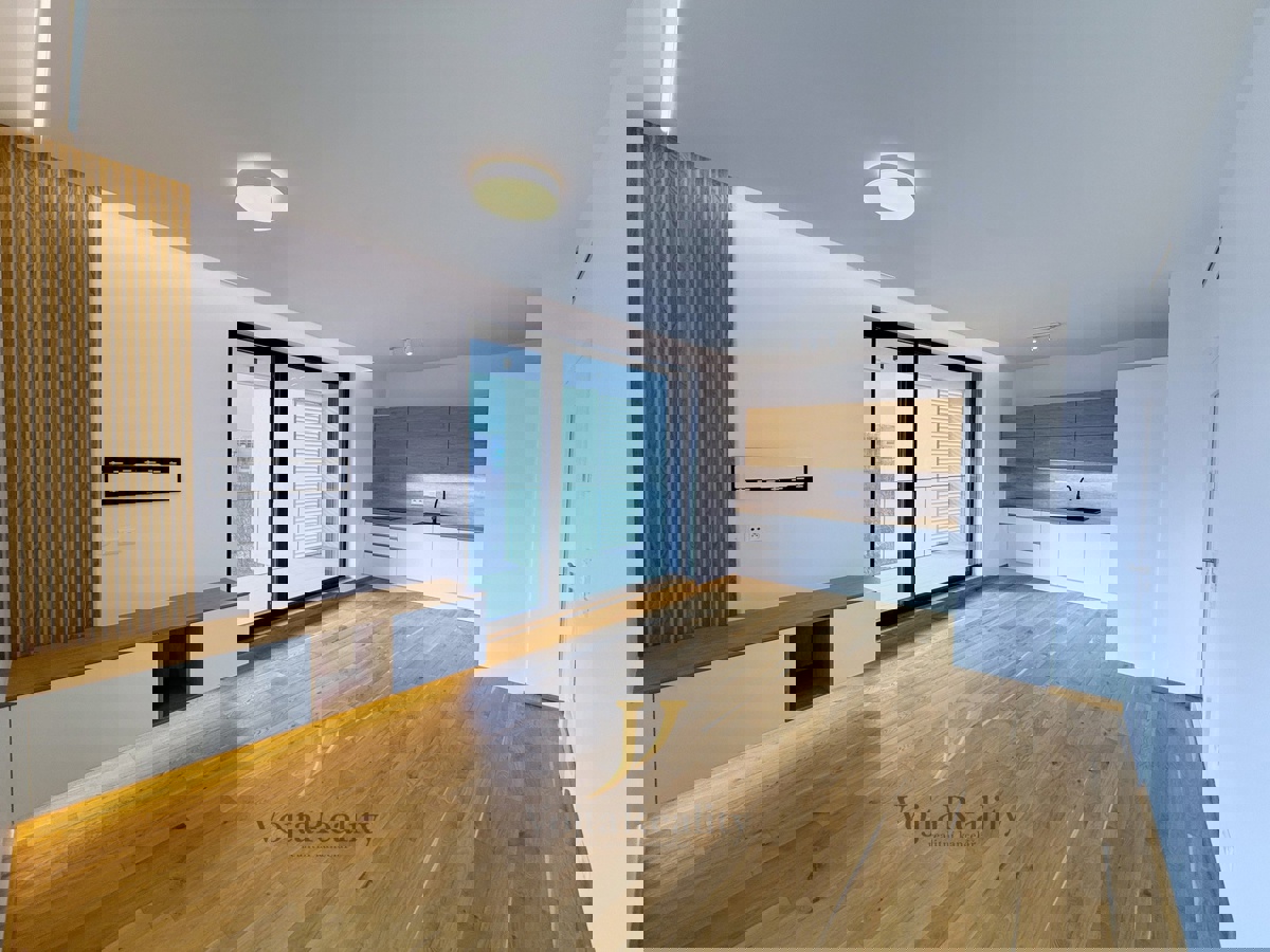 Pronájem bytu · 2+kk · 66 m²