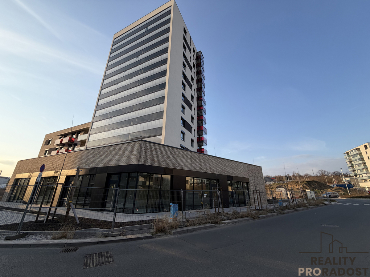 Commercial property for sale · Retail space · 72 m²