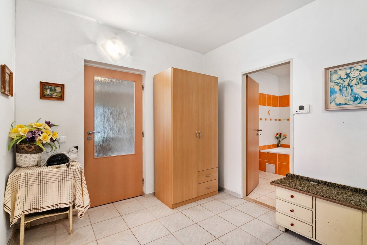 Fotografie 3 - Prodej domu · Rodinný · 200 m² · 5 pokojů