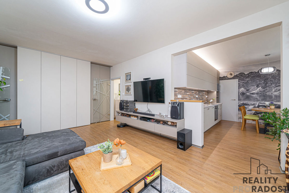 Pronájem bytu · 3+kk · 88 m²