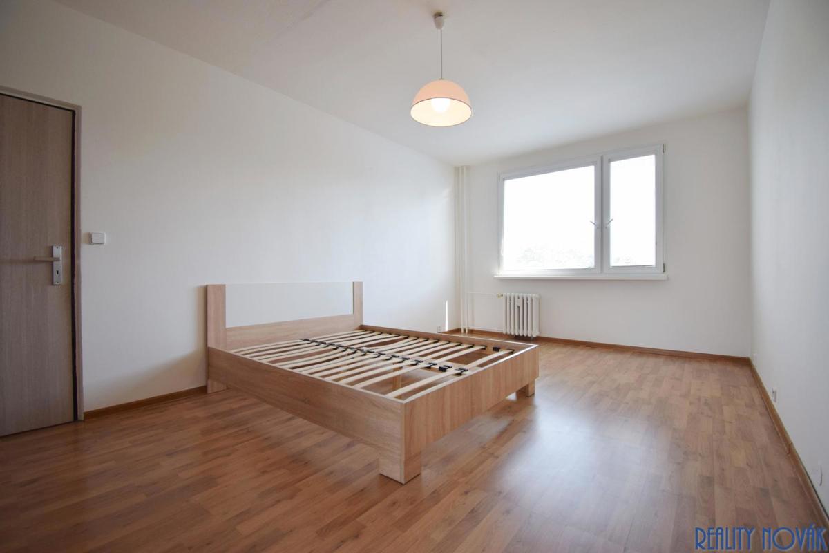 Pronájem bytu · 1+1 · 42 m²