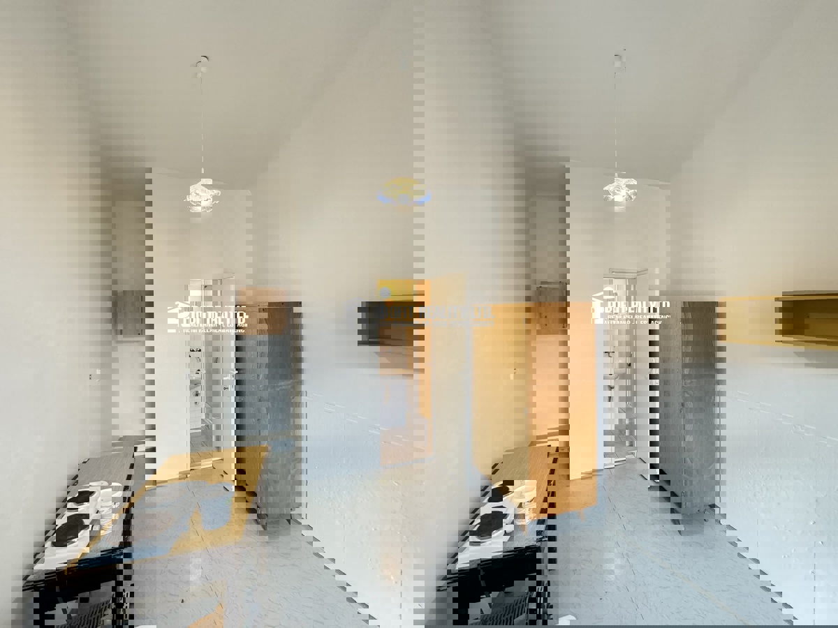 Căn hộ cho thuê · 1+kk · 15 m²