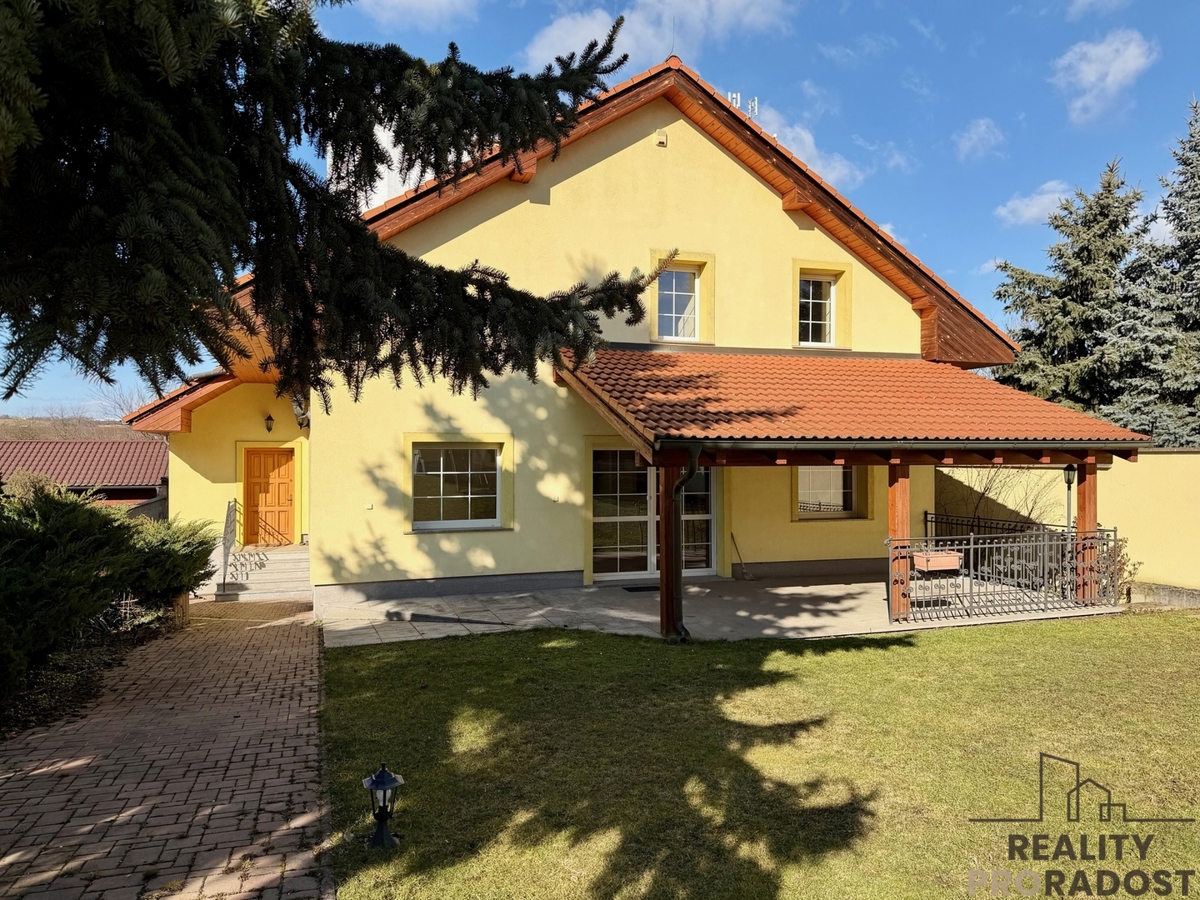 House for sale · Family house · 250 m² · 5 rooms