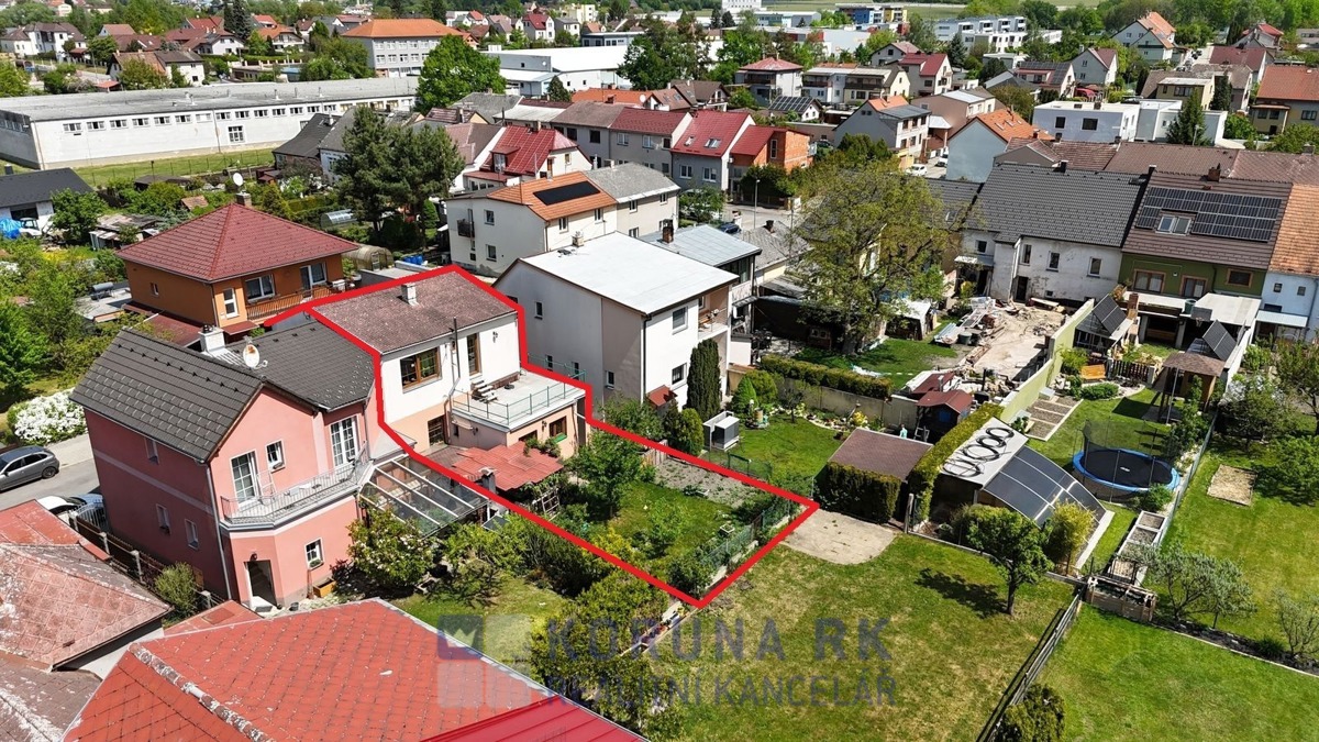 Продаж будинку · Сімейний будинок · 131 m² · 4 кімнати