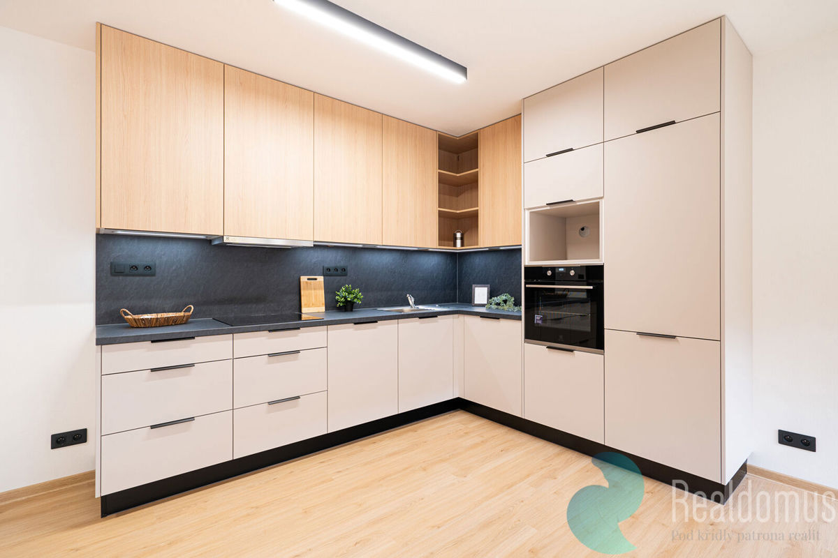 Pronájem bytu · 3+kk · 88 m²