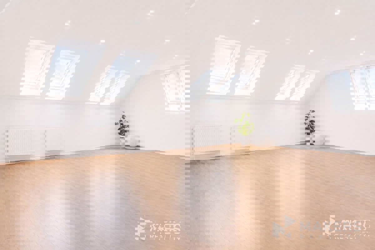 Bất động sản thương mại cho thuê · Văn phòng · 150 m²