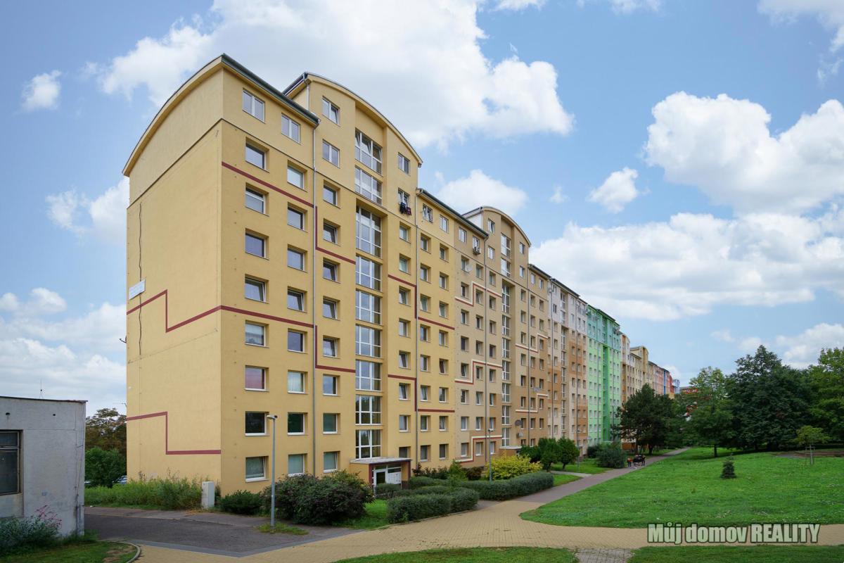 Căn hộ bán · 4+kk · 77 m²