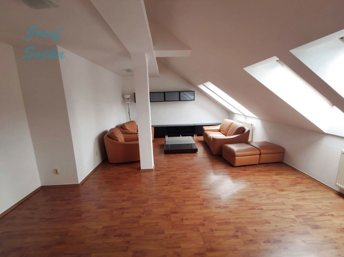 Căn hộ bán · 3+kk · 102 m²