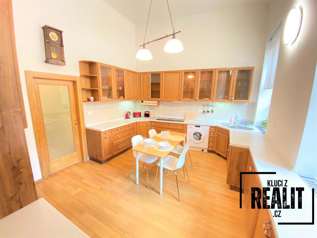 Pronájem bytu · 1+1 · 49 m²