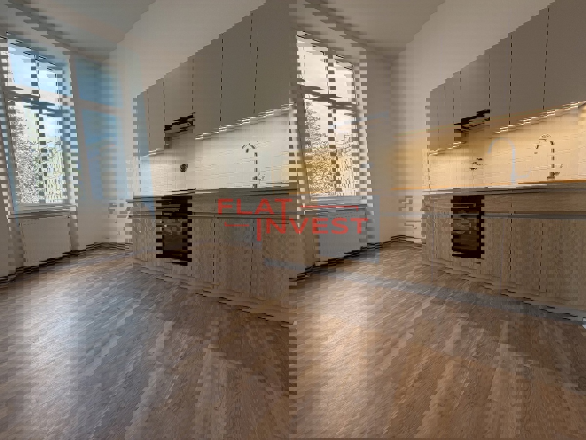 Pronájem bytu · 3+kk · 106 m²