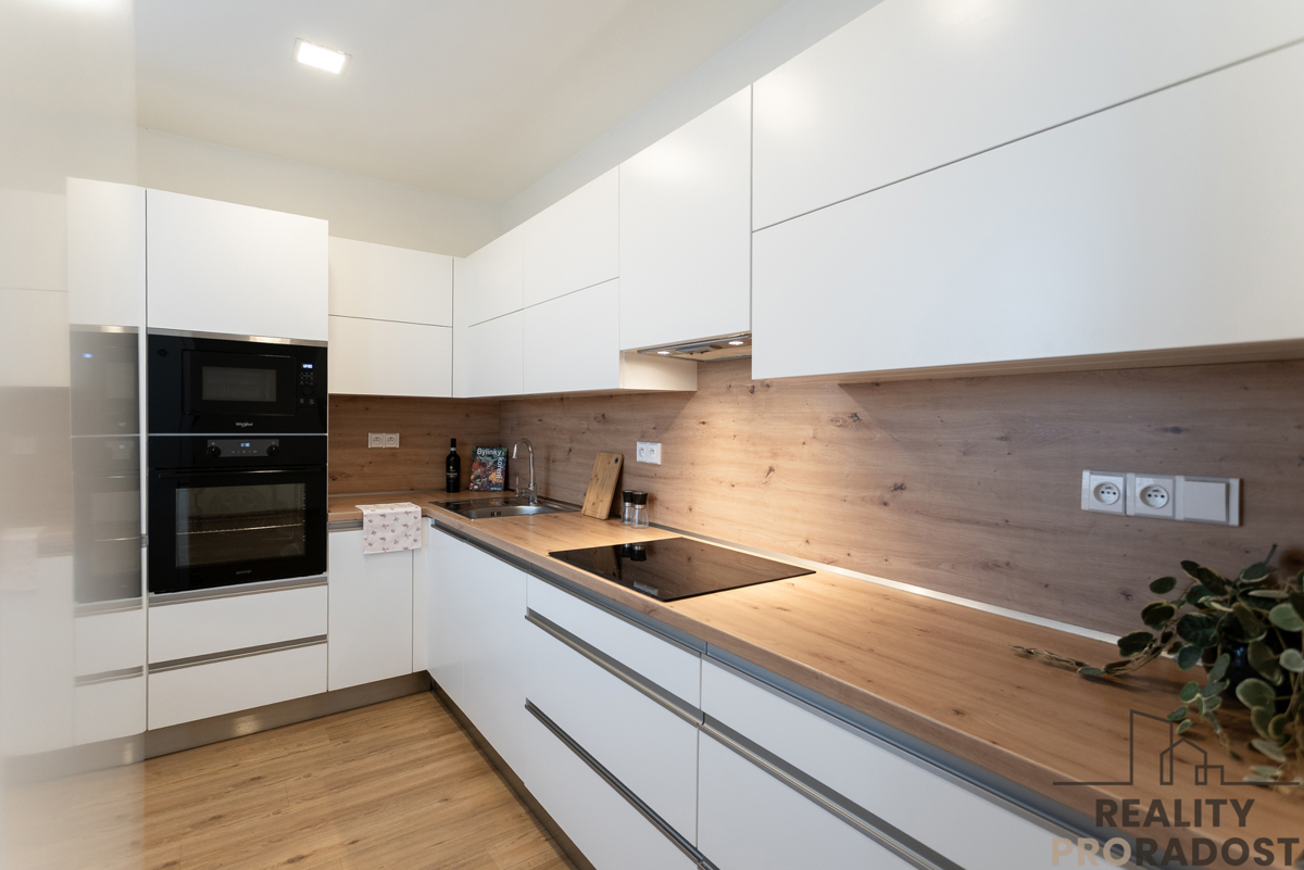 Pronájem bytu · 3+kk · 66 m²