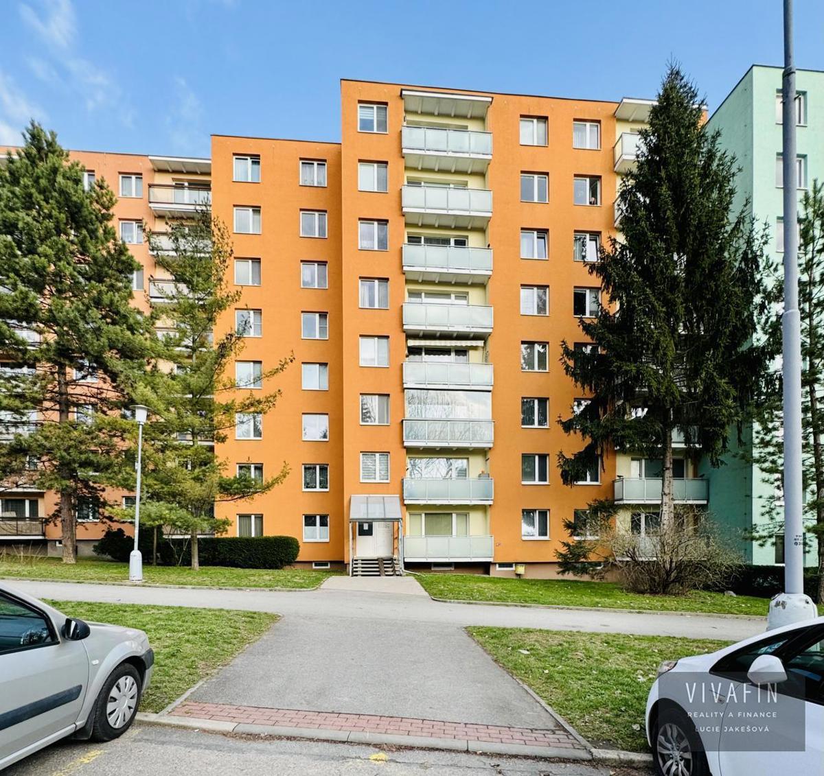 Pronájem bytu · 1+kk · 32 m²