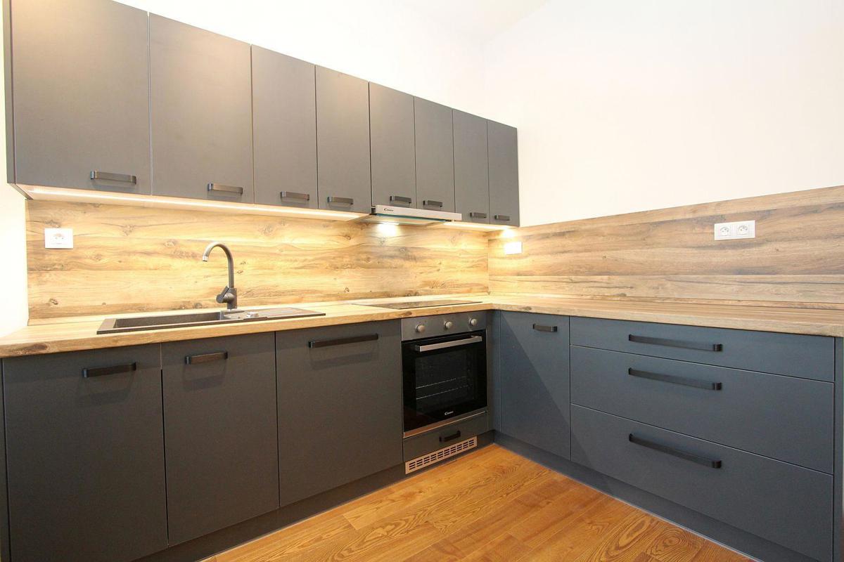 Pronájem bytu · 3+kk · 77 m²