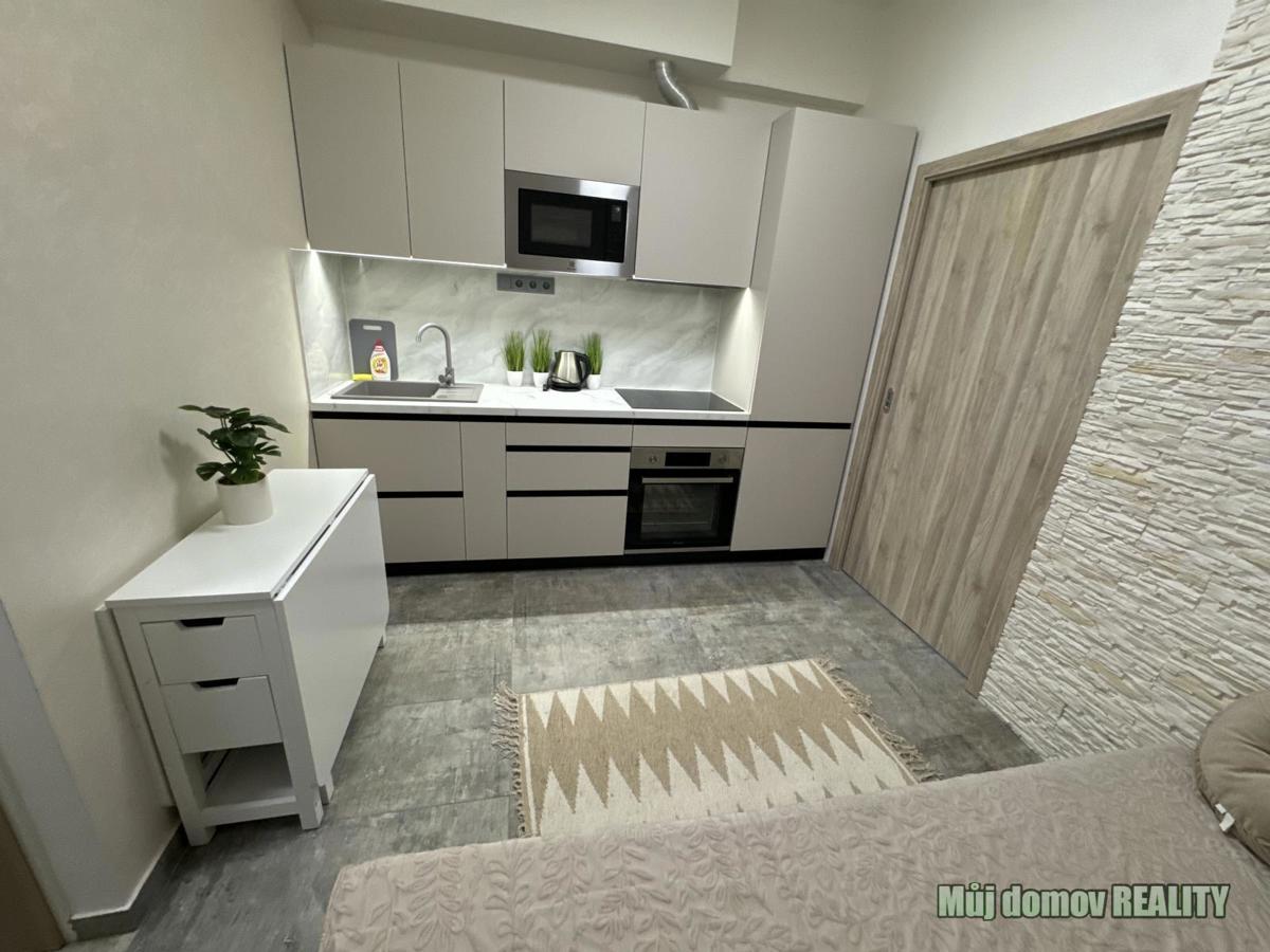 Pronájem bytu · 2+kk · 25 m²