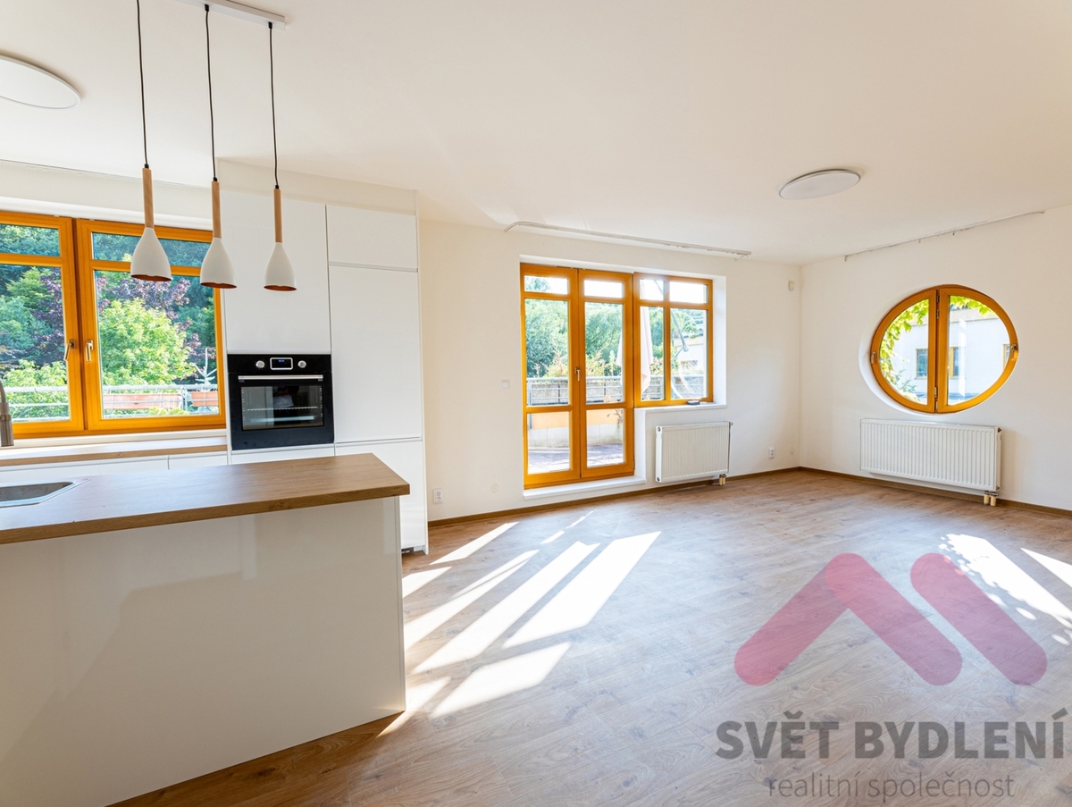 Pronájem bytu · 3+kk · 100 m²