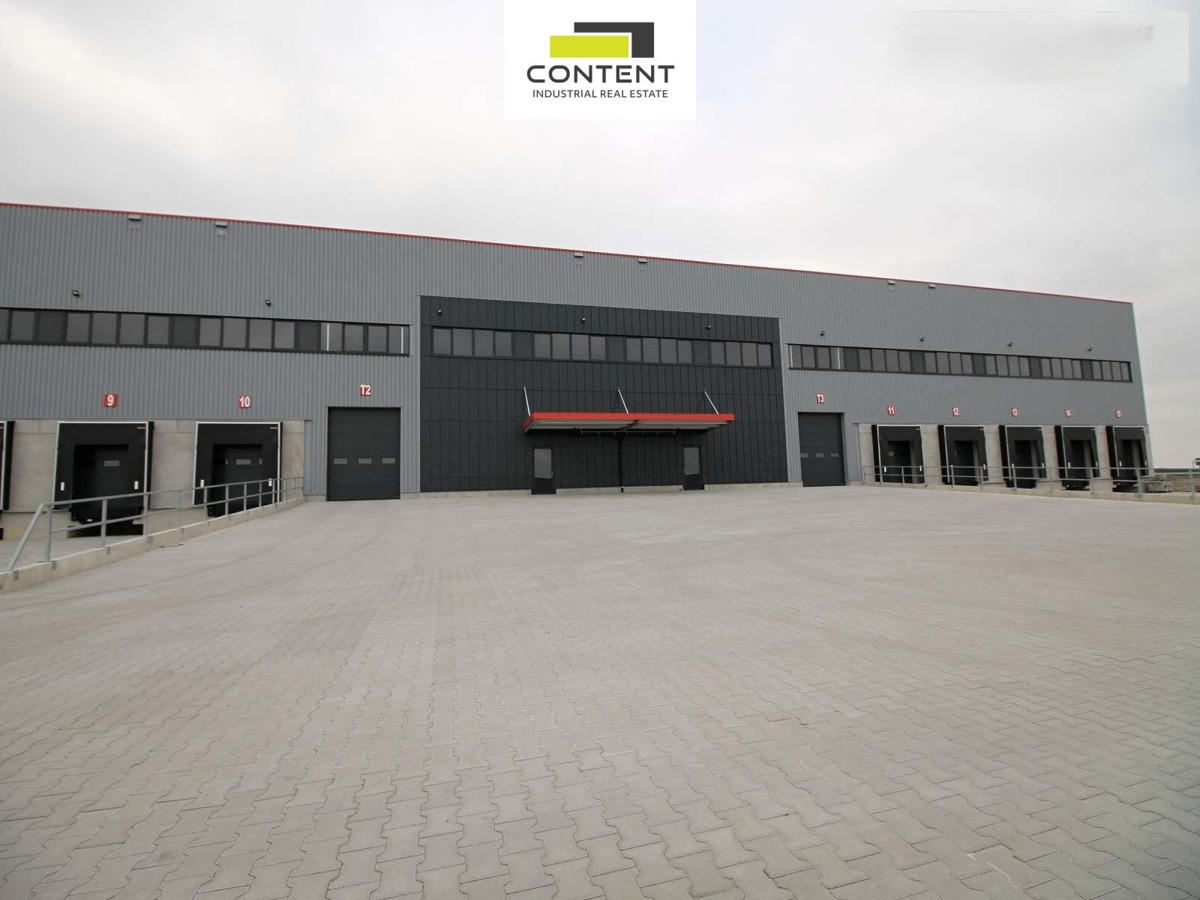 Commercial property for rent · 2 733 m²
