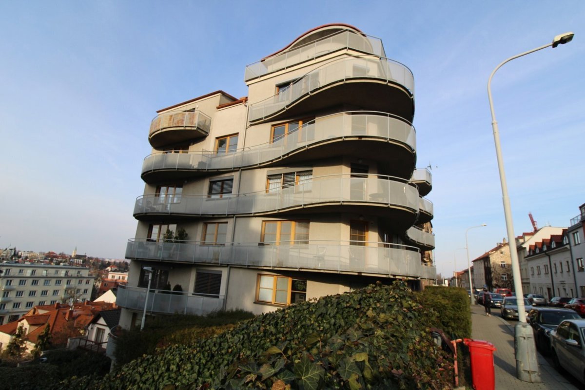 Pronájem bytu · 2+kk · 75 m²