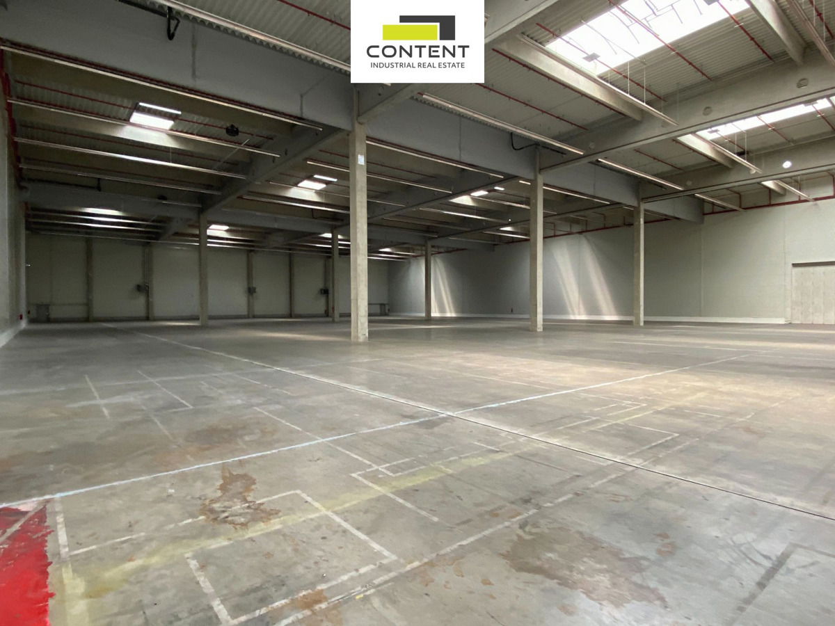 Pronájem komerční nemovitosti · 5 000 m²