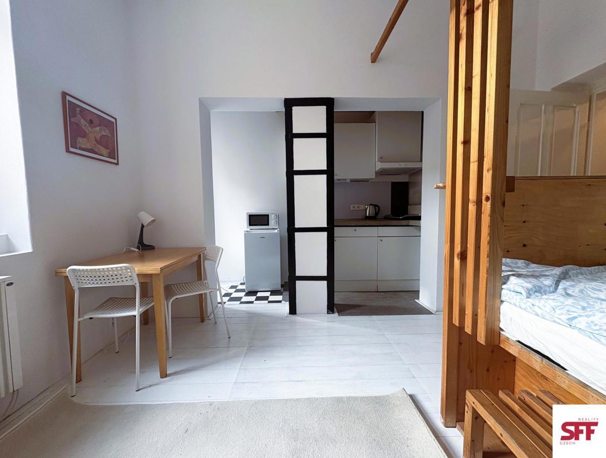 Pronájem bytu · 1+kk · 30 m²