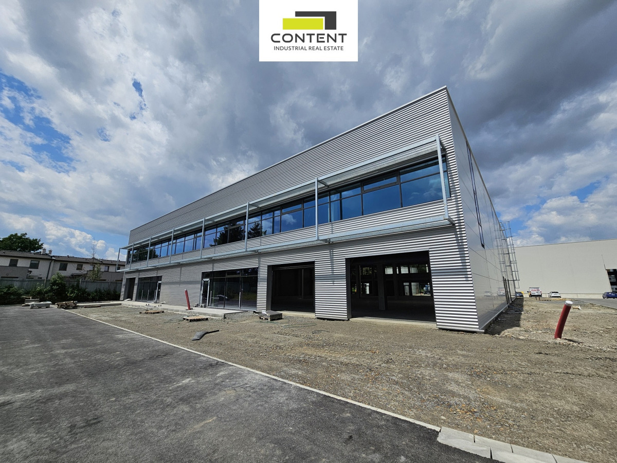 Pronájem komerční nemovitosti · 1 000 m²