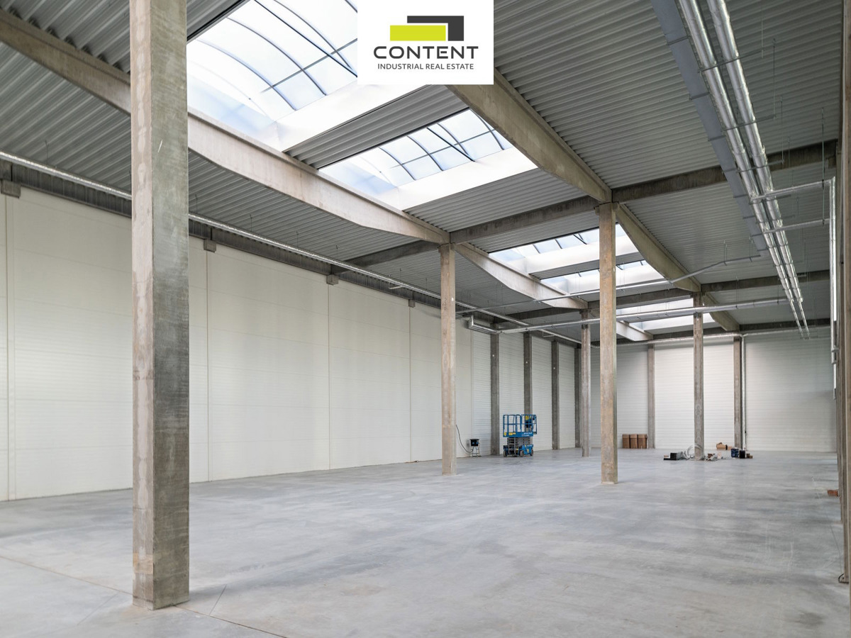 Оренда комерційної нерухомості · 935 m²