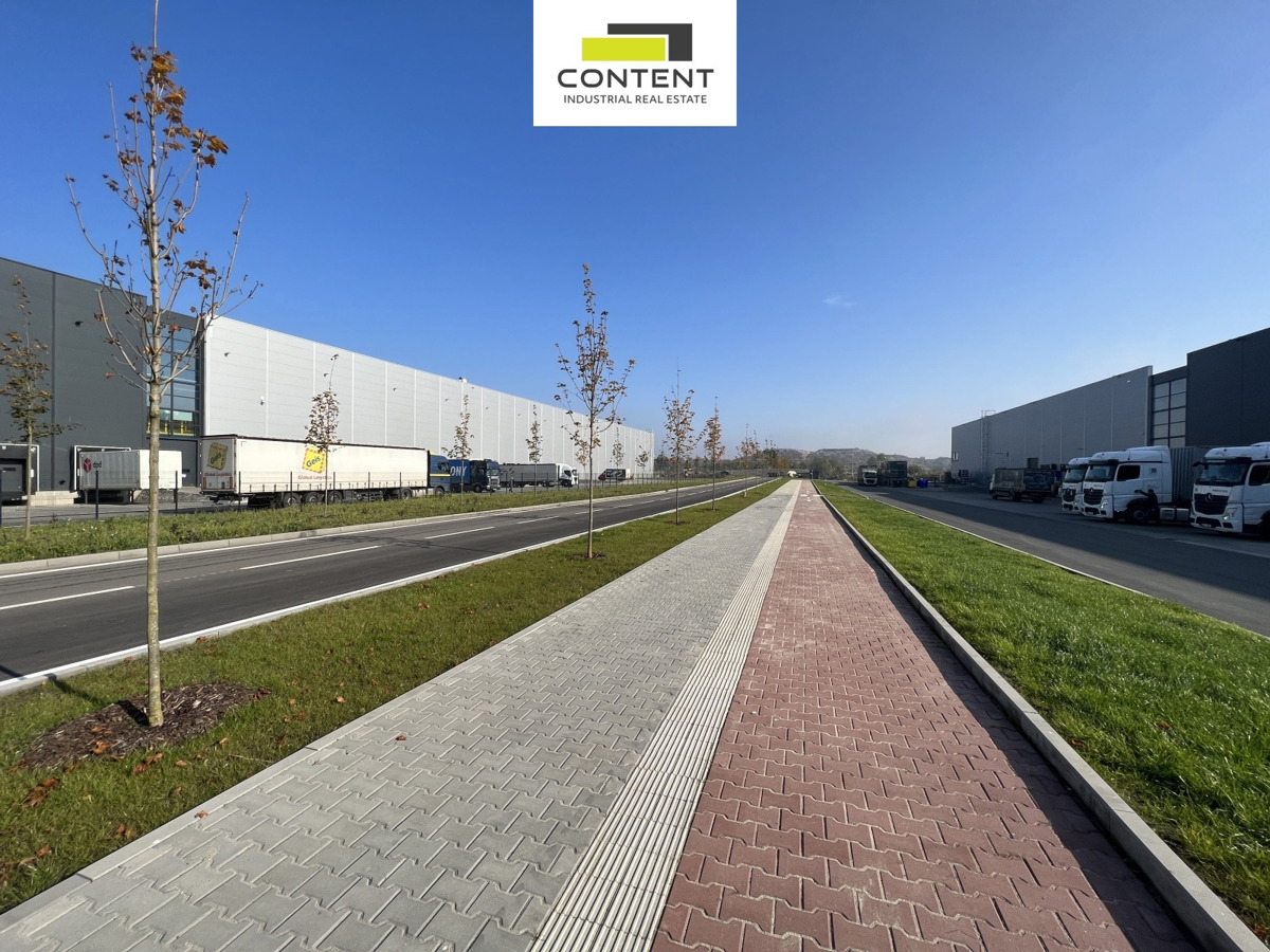 Оренда комерційної нерухомості · 12 400 m²