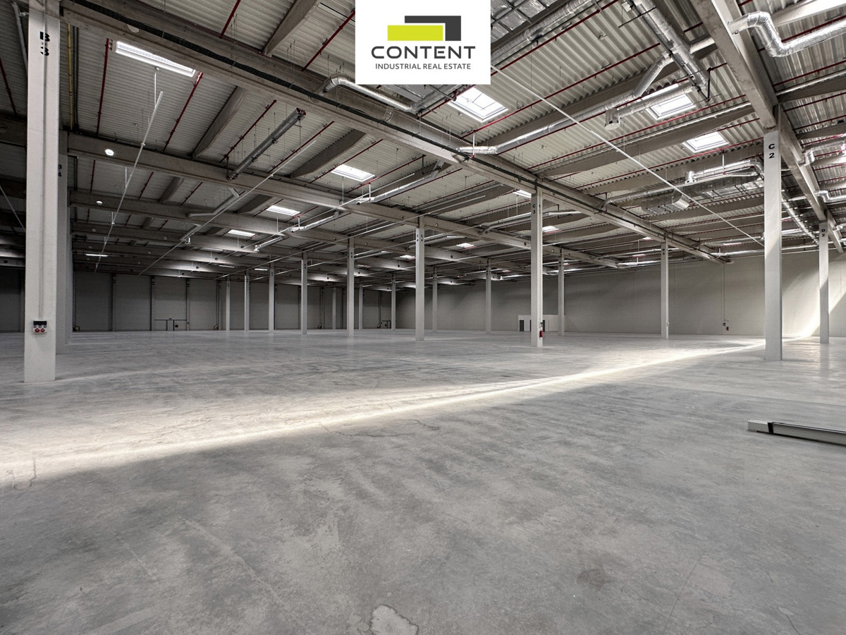 Commercial property for rent · 19 825 m²