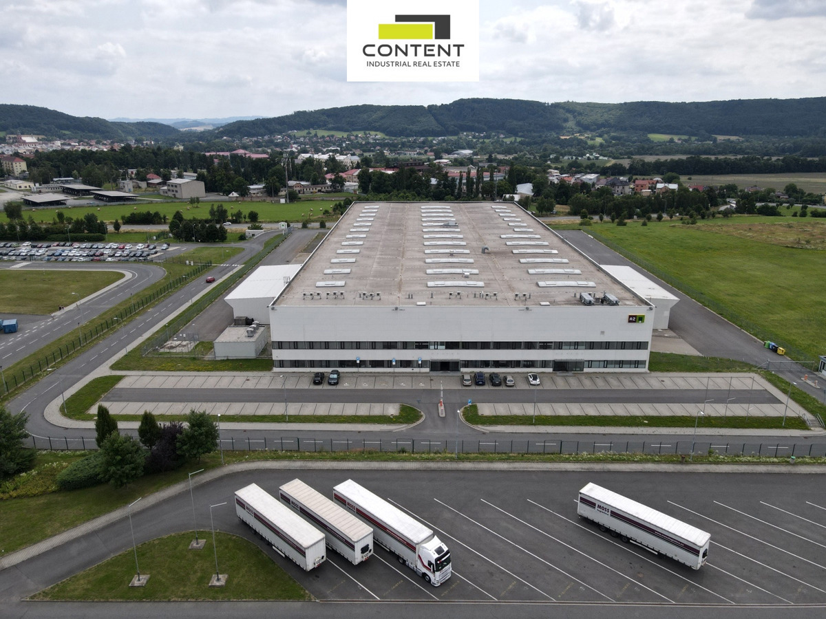 Fotografie 2 - Pronájem komerční nemovitosti · 7 776 m²
