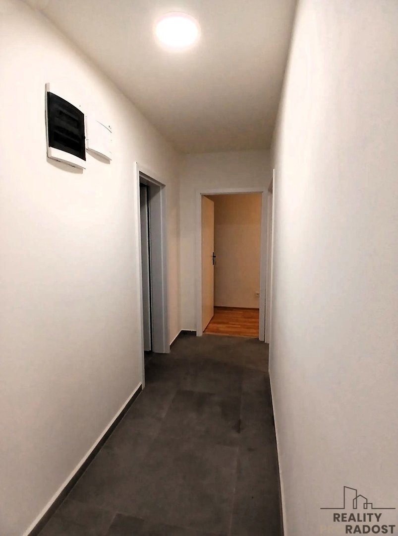 Photo 2/4
