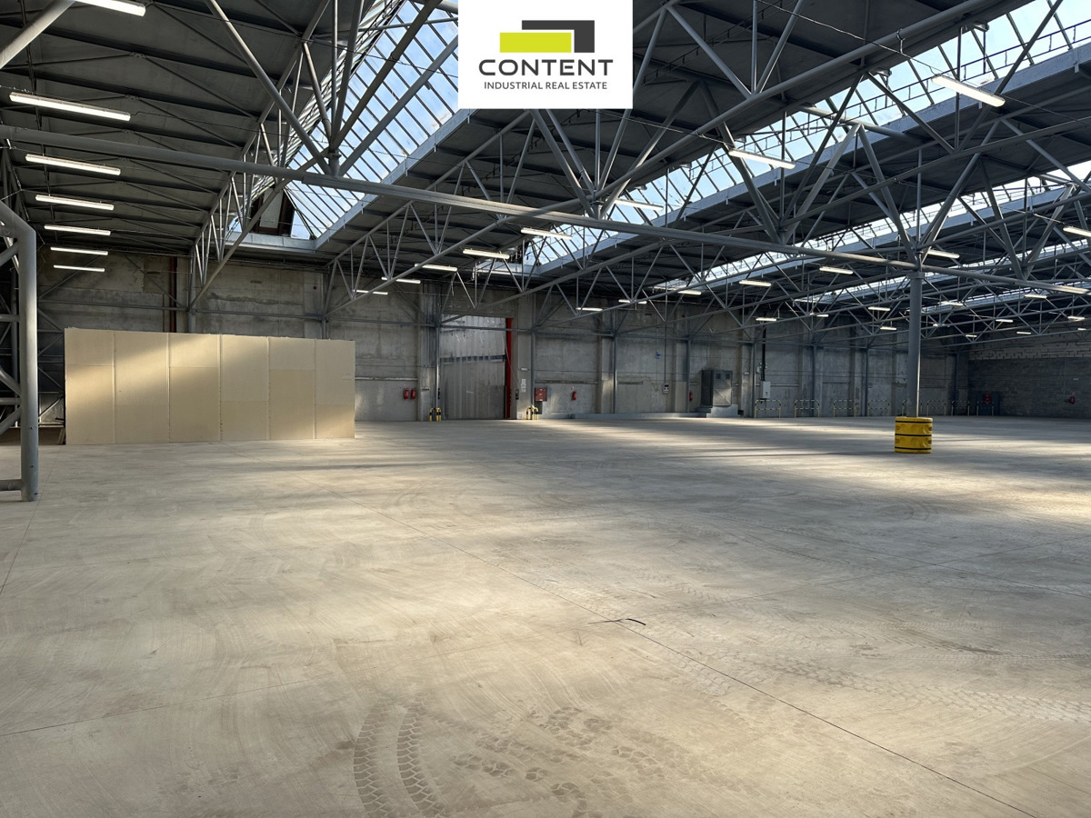 Fotografie 2 - Pronájem komerční nemovitosti · 2 000 m²