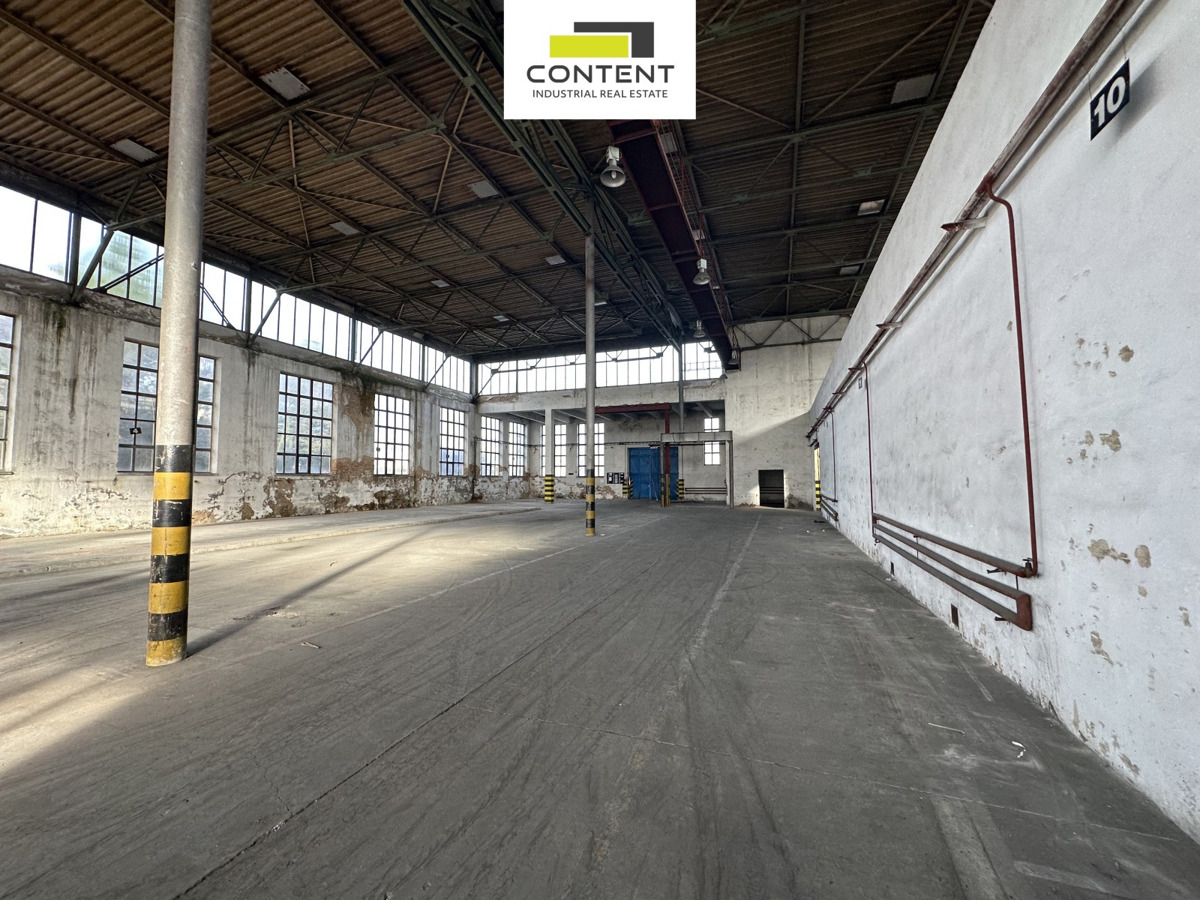 Pronájem komerční nemovitosti · Sklad · 1 500 m²