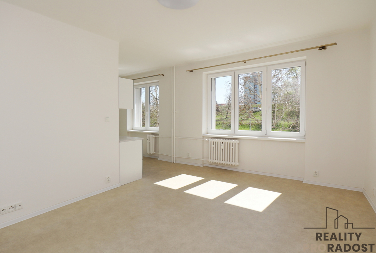 Pronájem bytu · 1+kk · 36 m²