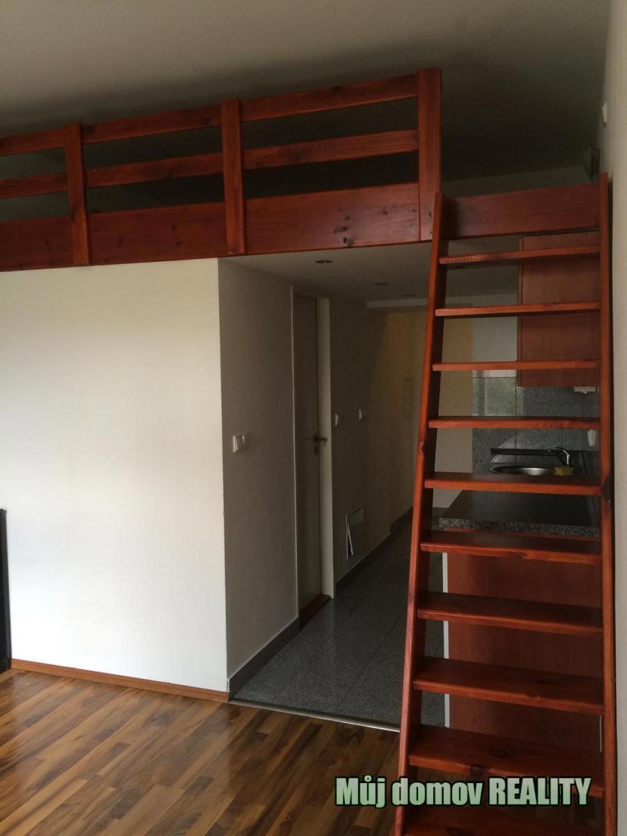 Pronájem bytu · 1+kk · 22 m²