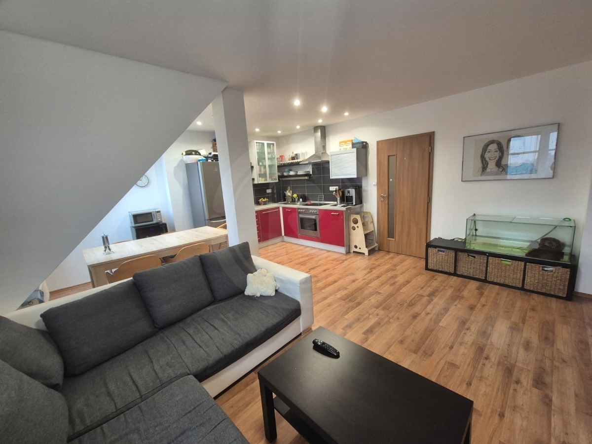 Prodej bytu · 3+kk · 73 m²