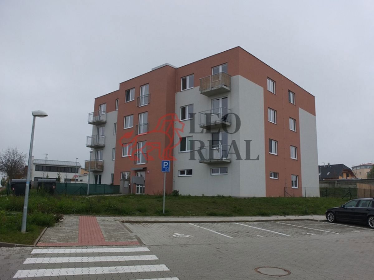 Pronájem bytu · 2+kk · 59 m²