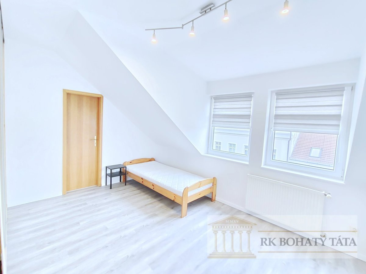 Pronájem bytu · 4+1 · 107 m²