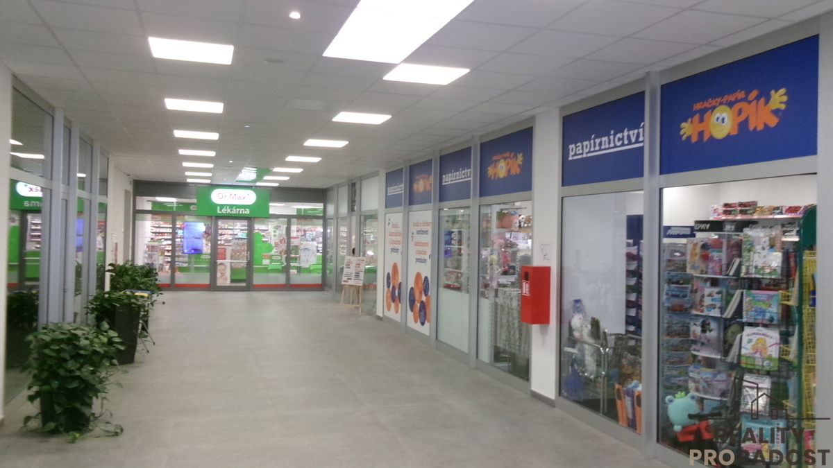 Pronájem komerční nemovitosti · Obchodní prostor · 150 m²