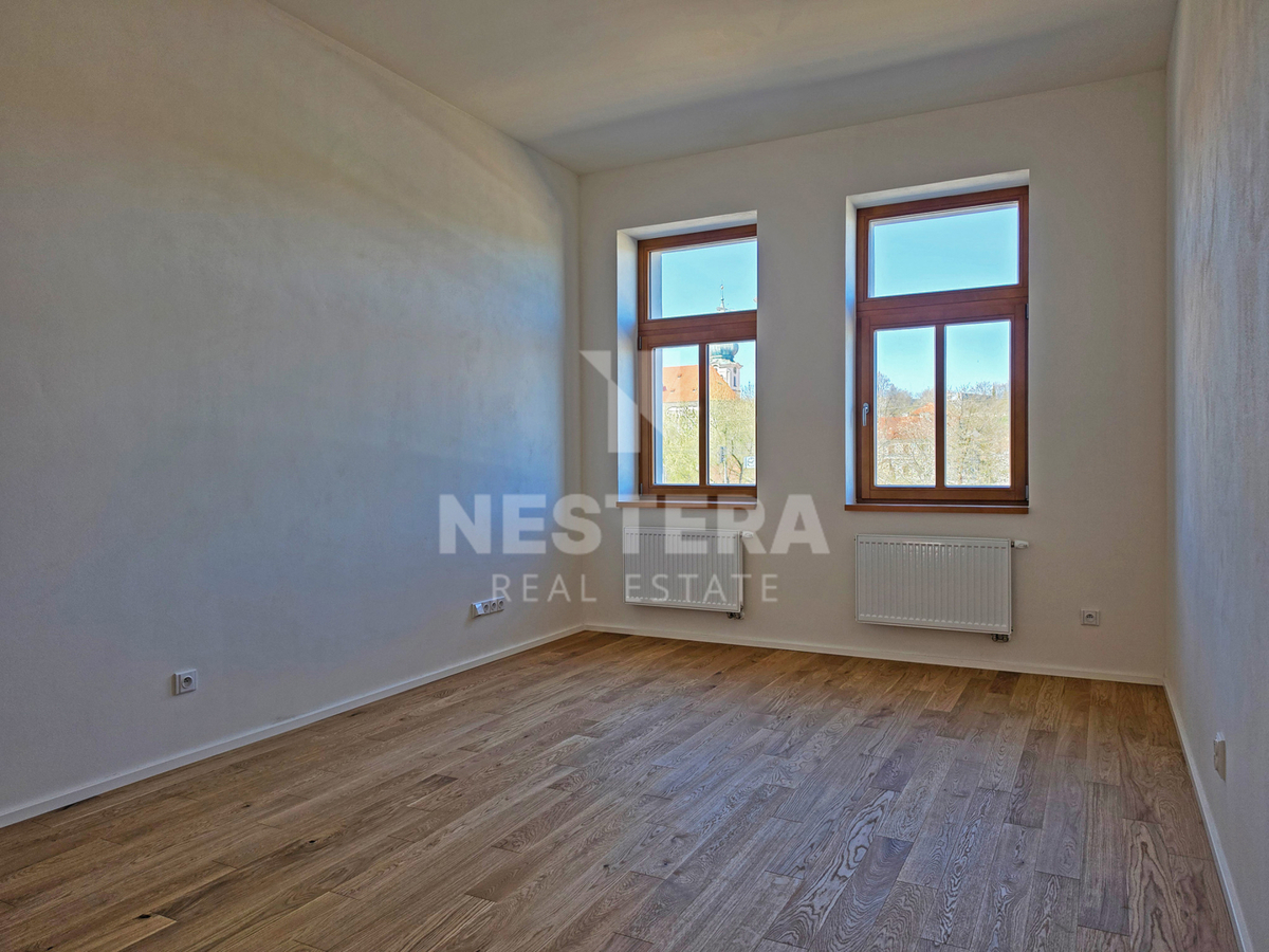 Pronájem bytu · 1+kk · 36 m²