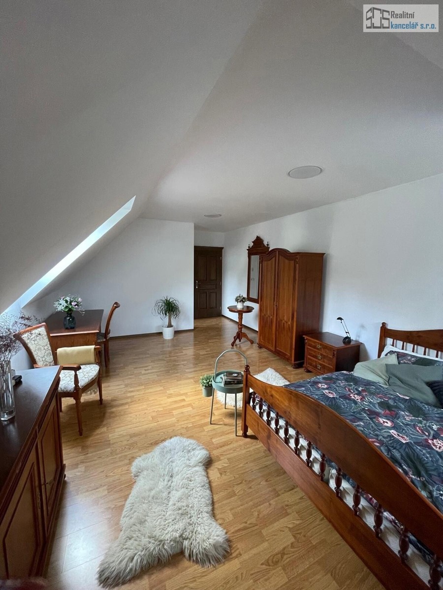 Pronájem bytu · 1+kk · 33 m²