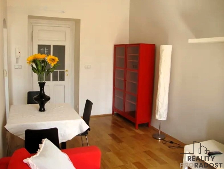 Pronájem bytu · 2+1 · 45 m²