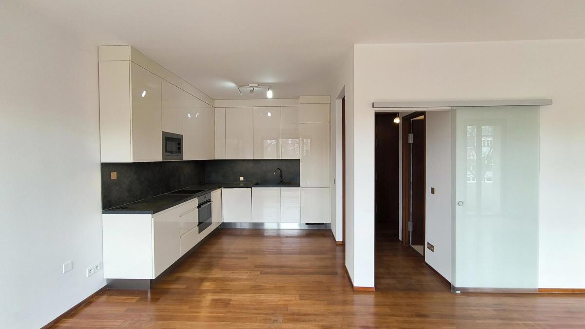 Pronájem bytu · 2+kk · 81 m²