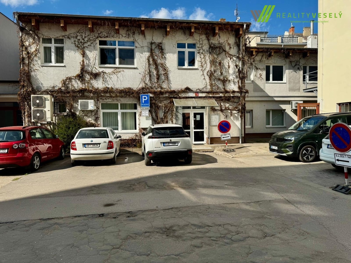 Commercial property for rent · 199 m²