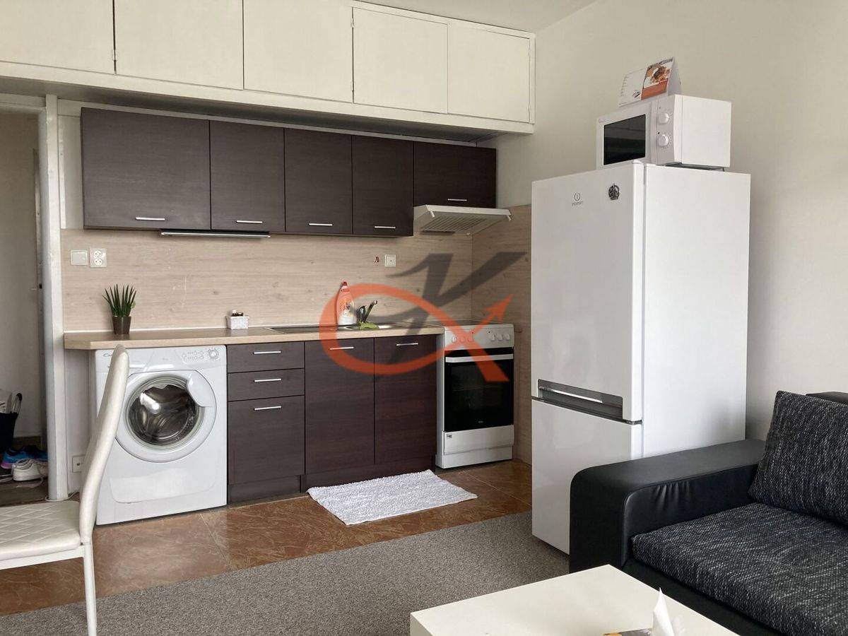 Pronájem bytu · 2+kk · 44 m²