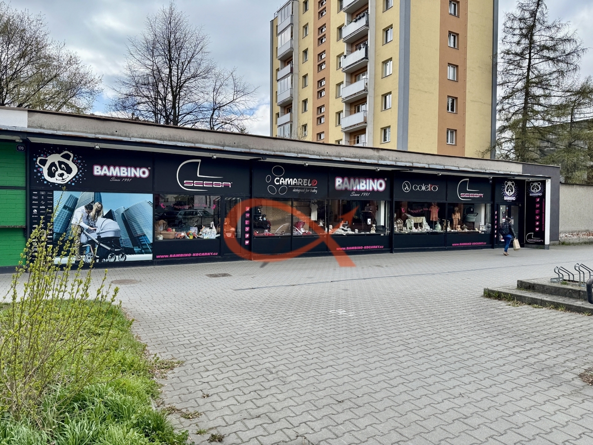 Commercial property for rent · Retail space · 293 m²