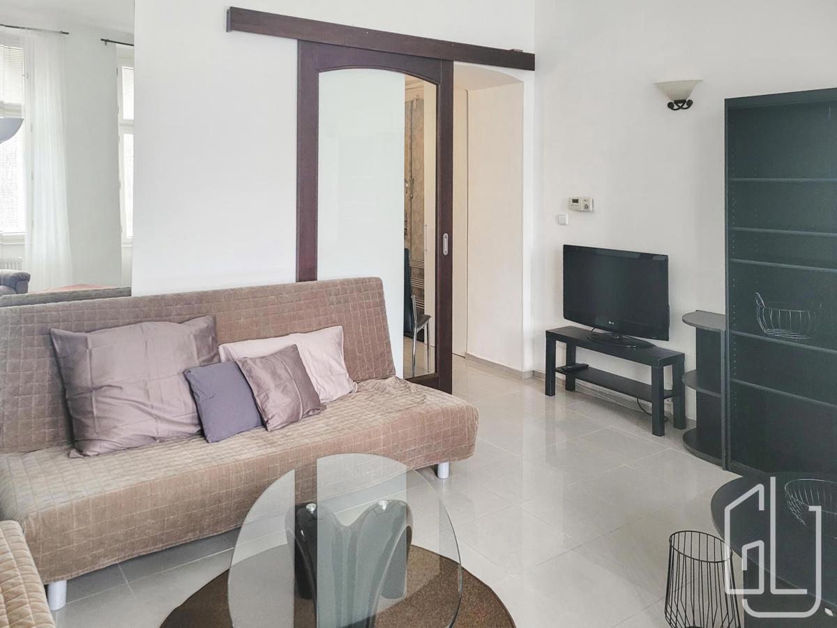 Pronájem bytu · 2+1 · 60 m²