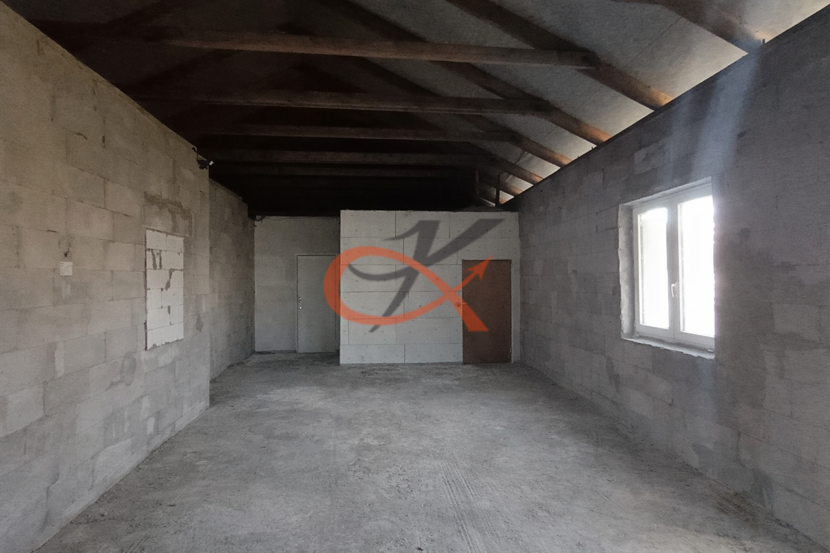 Photo 49/54