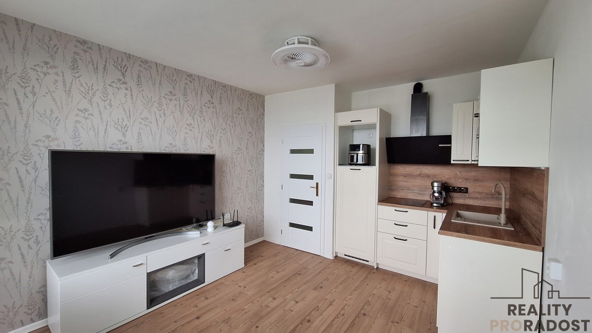 Pronájem bytu · 1+kk · 25 m²